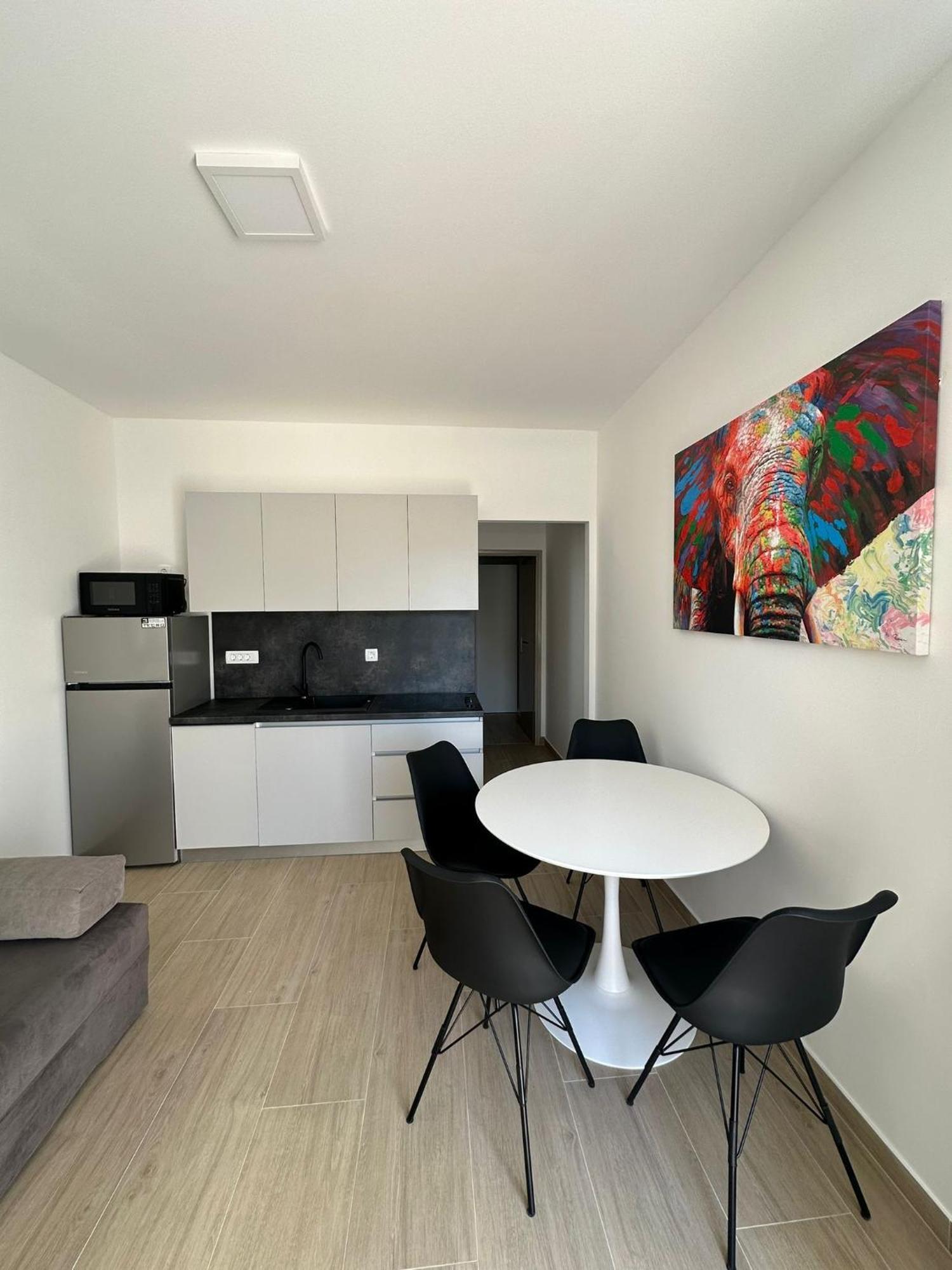 Apartments Beachwalk Heaven Milica Srima Dış mekan fotoğraf